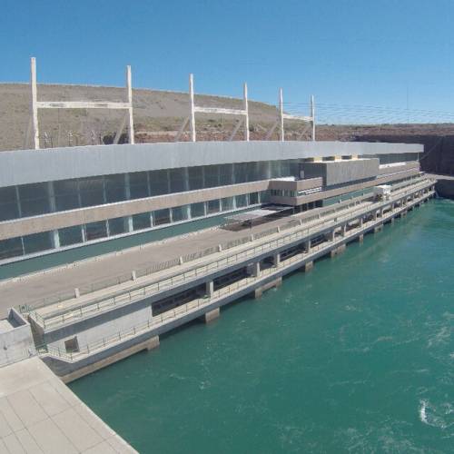 Desprivatizar las represas hidroeléctricas